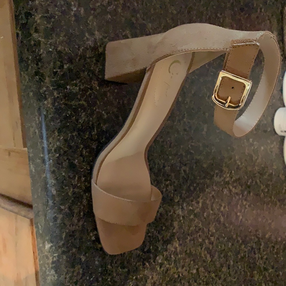 Tan heels